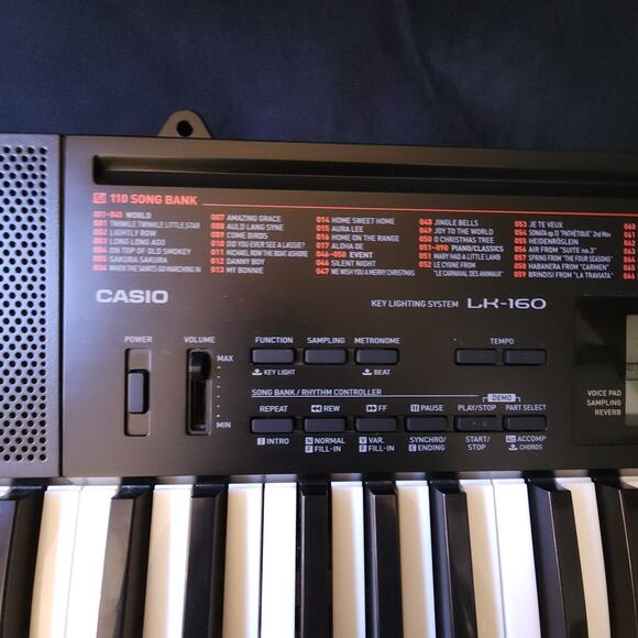Casio Lk-160 Electric Piano Keyboard 61 key 400 Built-in Tones W/ Power Adapter - Picture 5 of 12
